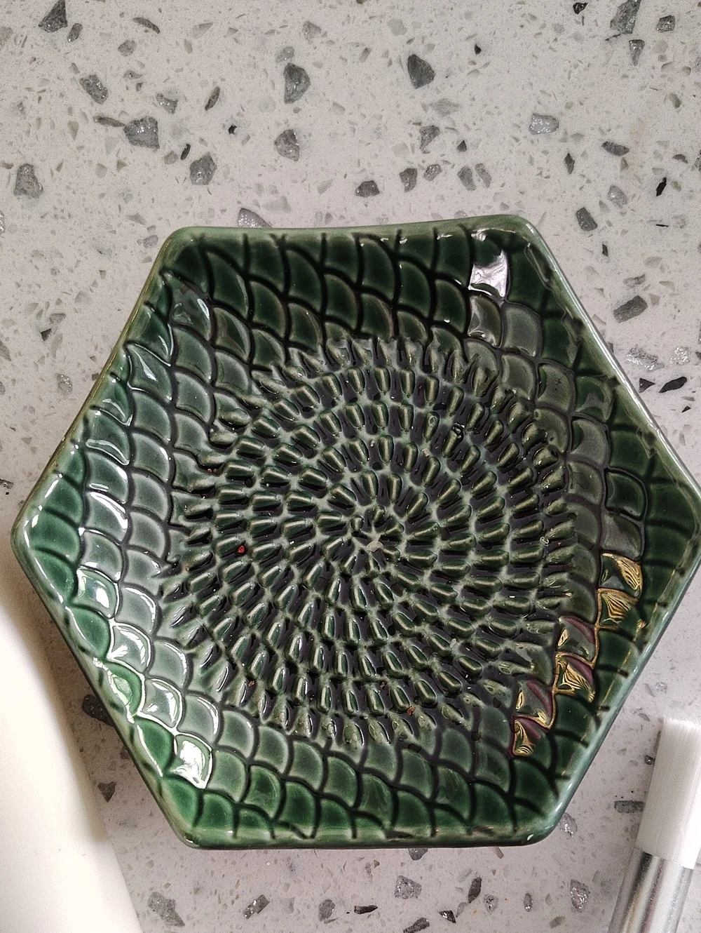 The Grate Plate Set Green stonewa Garlic And Ginger Grater 4.5